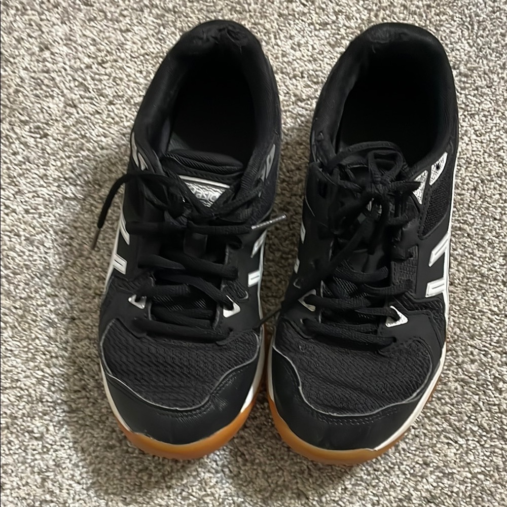 Women’s Asics Volleyball shoes